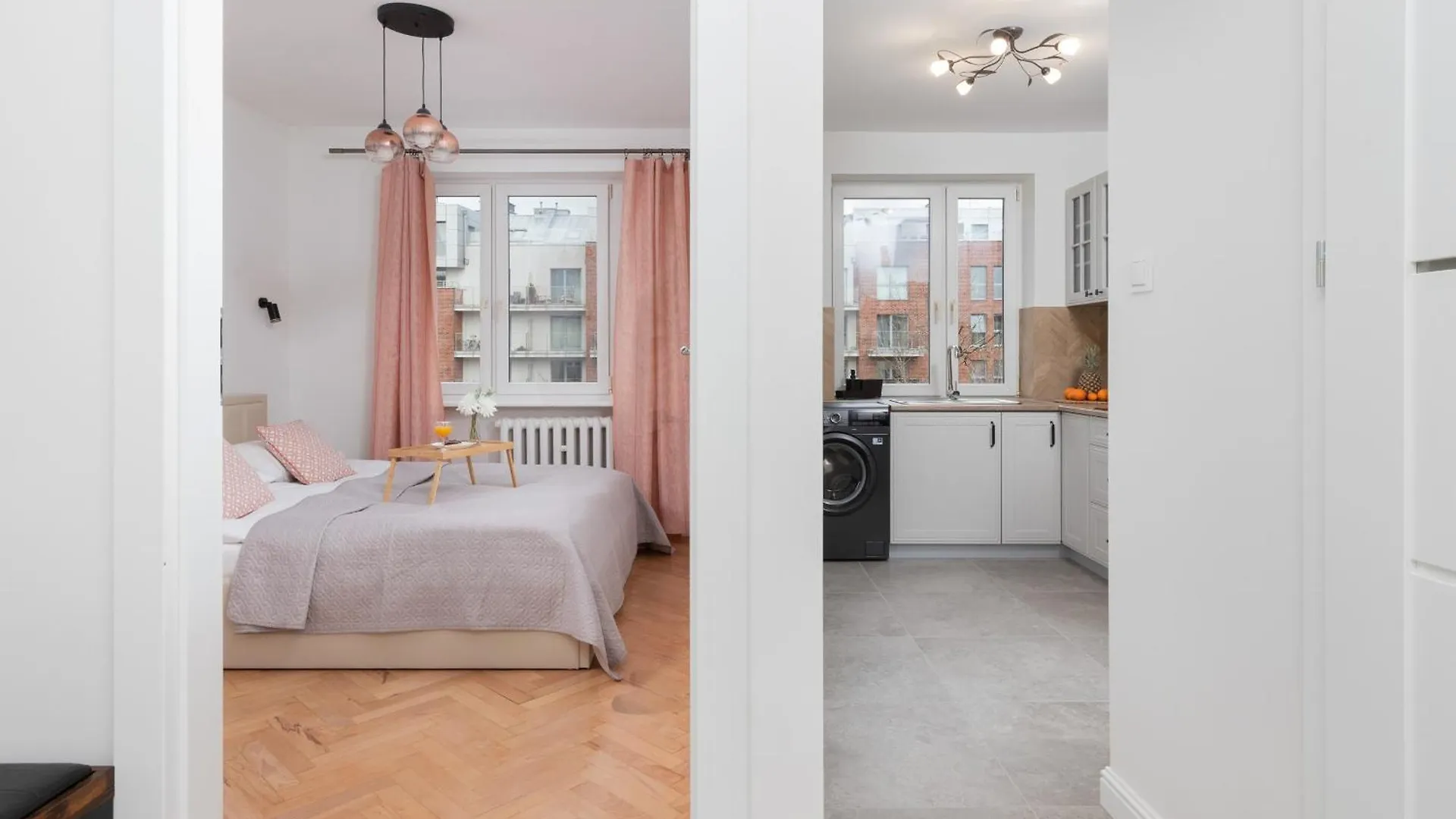 Stylish & Comfortable Apartment With Balcony In Central Gdansk By Noclegi Renters